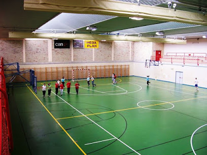 Polideportivo Municipal De Barañáin / Barañaingo Udal Kiroldegia